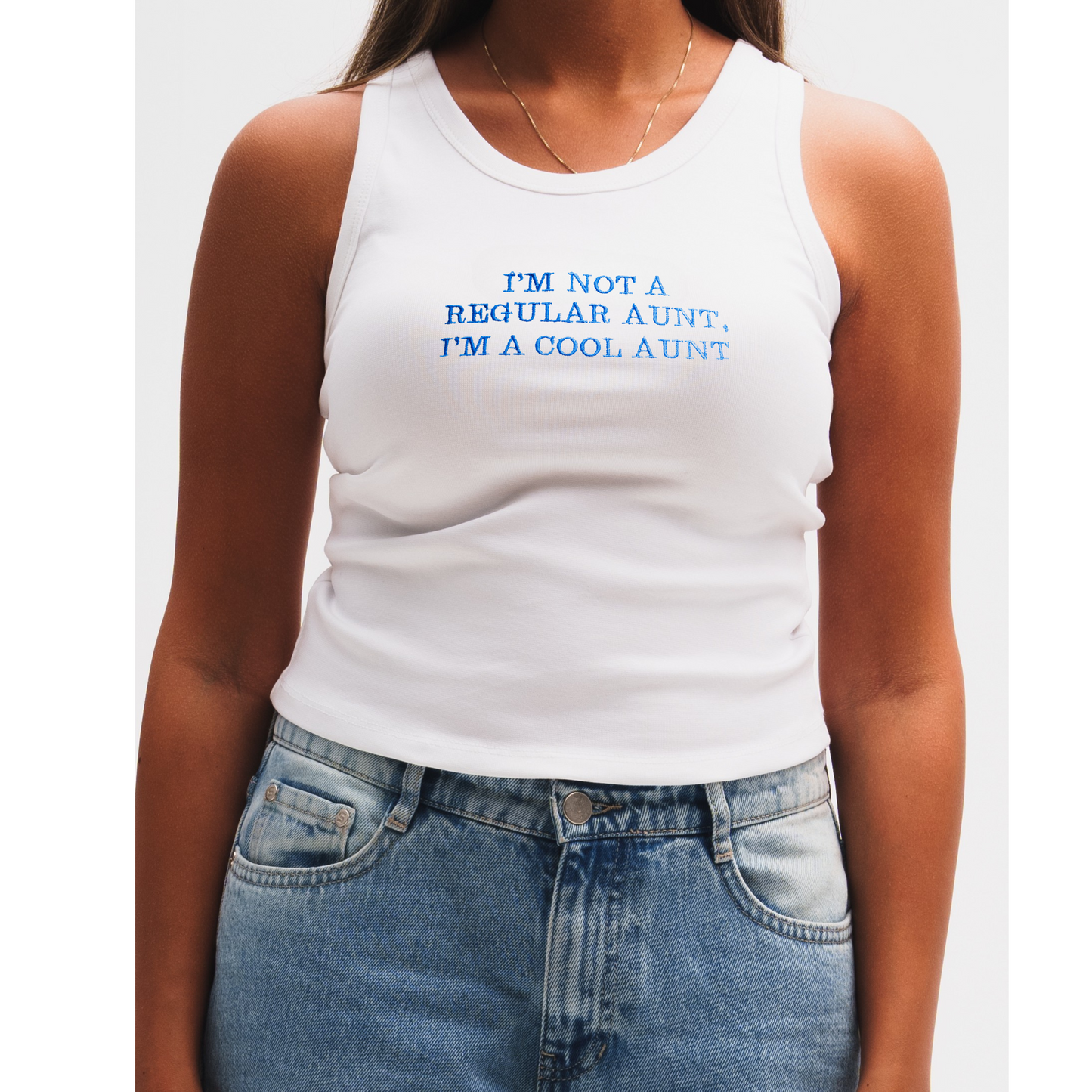"I'm not a regular aunt , I'm a cool aunt" Top