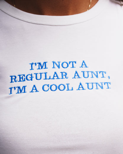 "I'm not a regular aunt , I'm a cool aunt" Top